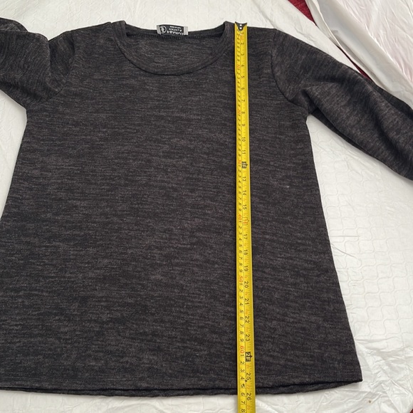 Femme Fatal black heather split sleeve top - Picture 8 of 10